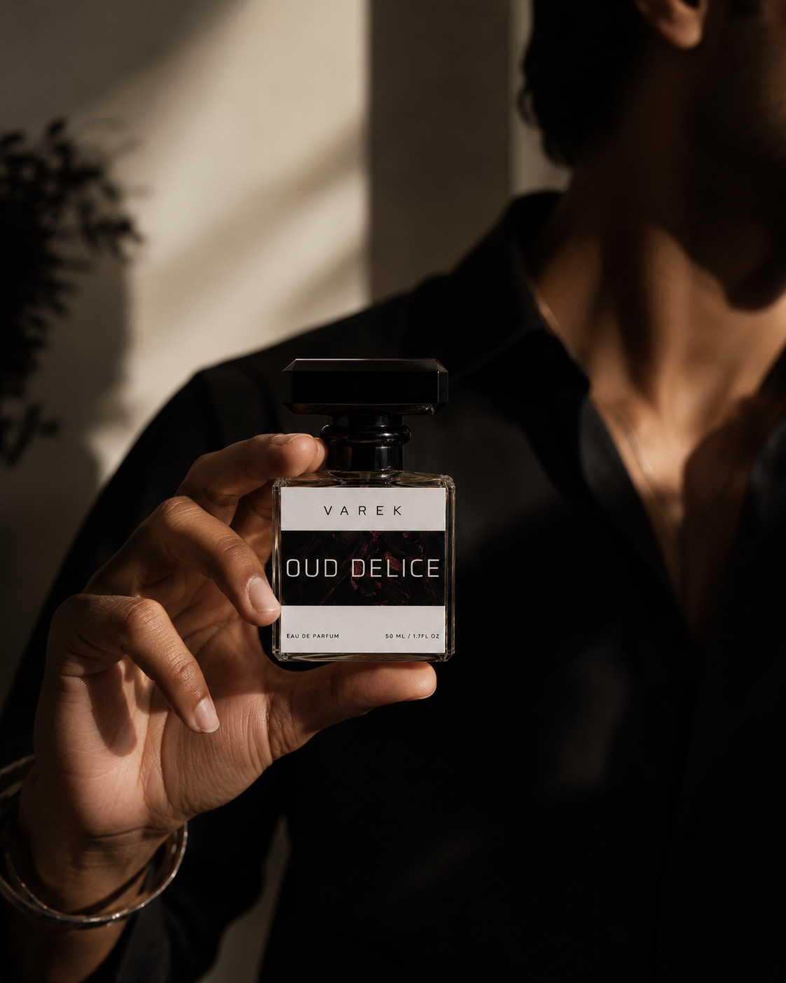 VAREK OUD DELICE PERFUME