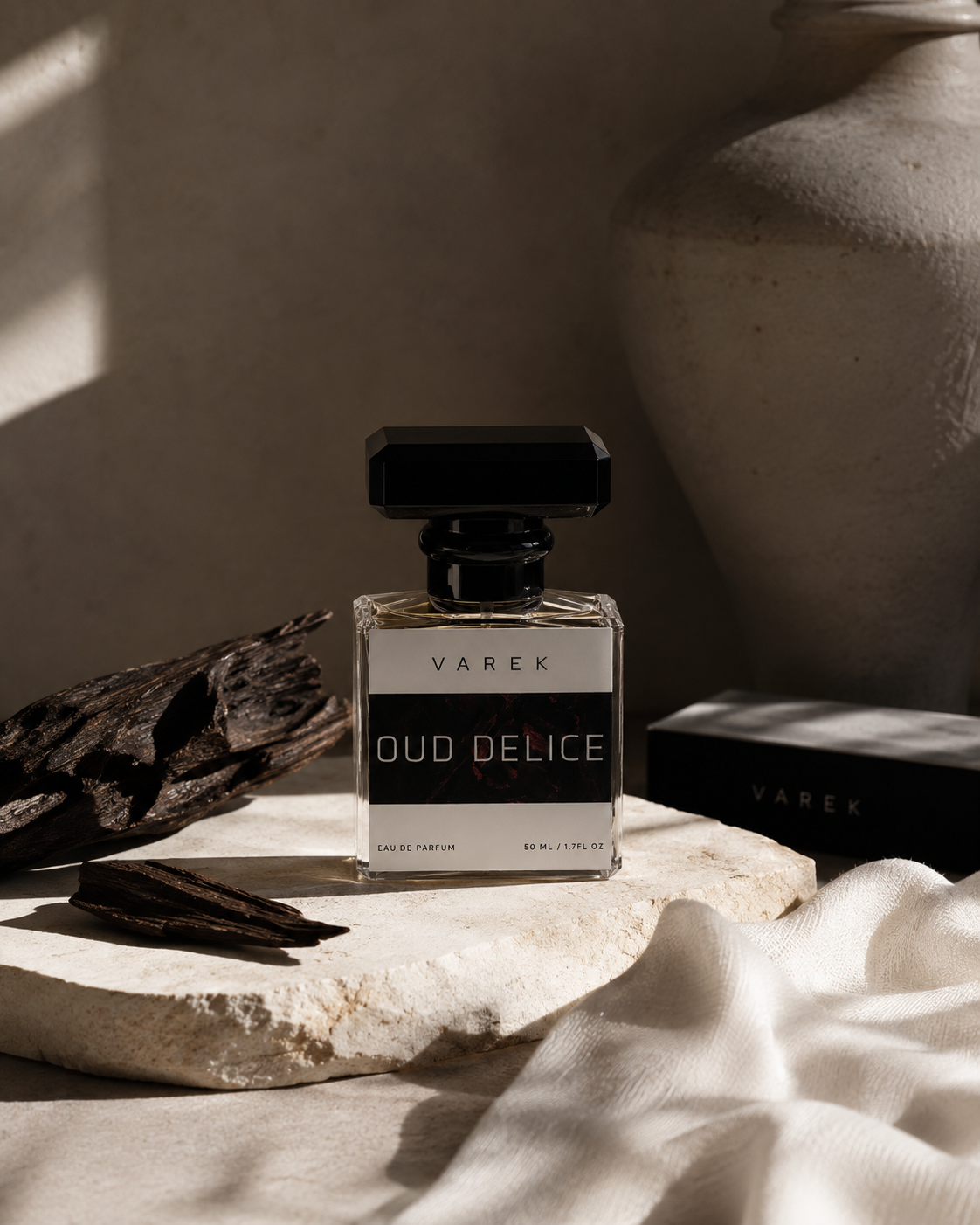 VAREK OUD DELICE PERFUME