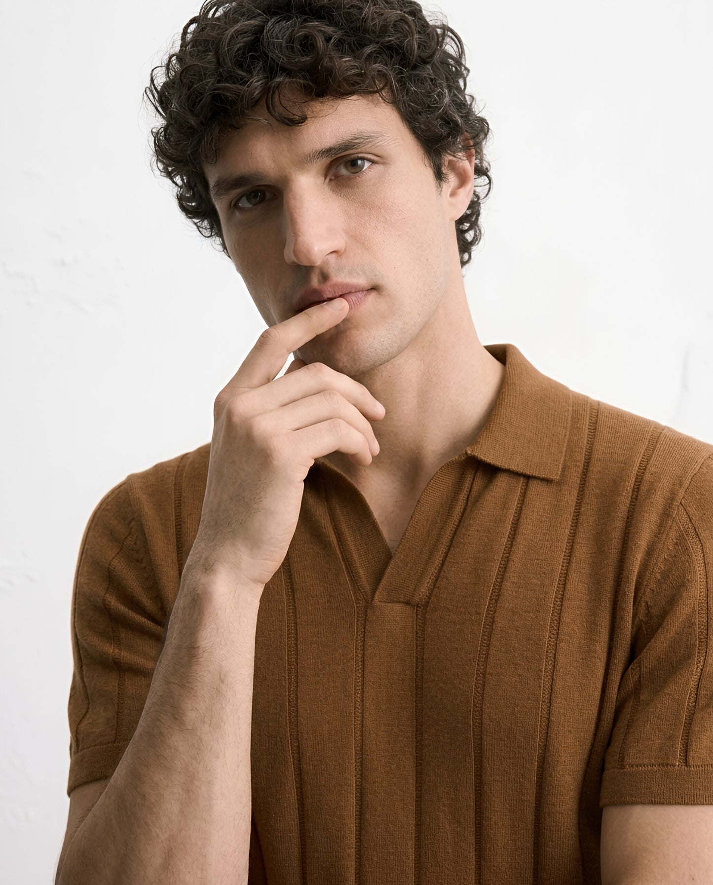 TEXTURED POLO – TOBACCO BROWN